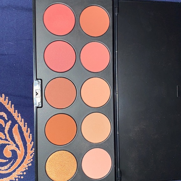 BH Cosmetics: Nude Blush 10 Color Blush Palette - Picture 2 of 2